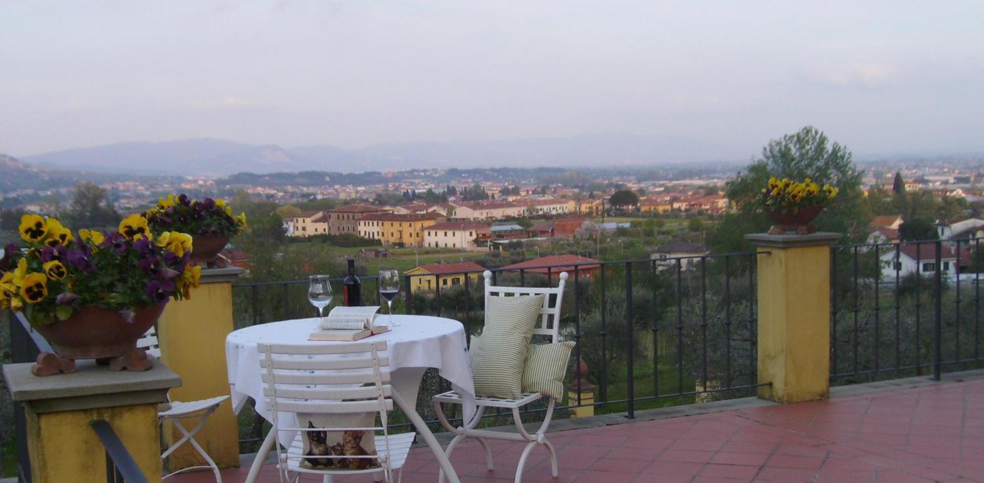 Il Campano Apartment กอลโลดี ภายนอก รูปภาพ